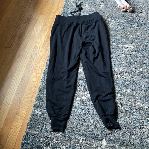 Black sweatpants - Picture 2 of 3
